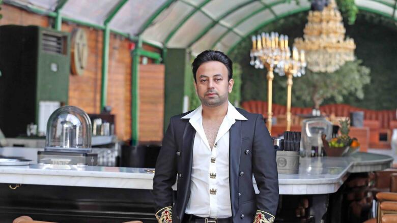 A Taste of Luxury: The Elite Lifestyle of Satish Sanpal